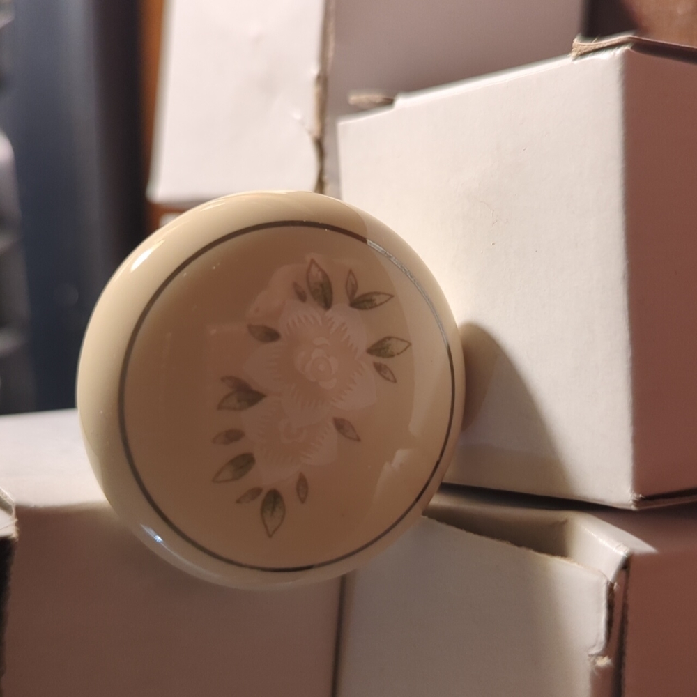 Ceramic cabinet door knobs, drawer pulls 7